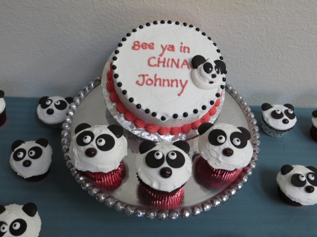 Panda cupcakes with 6" cake